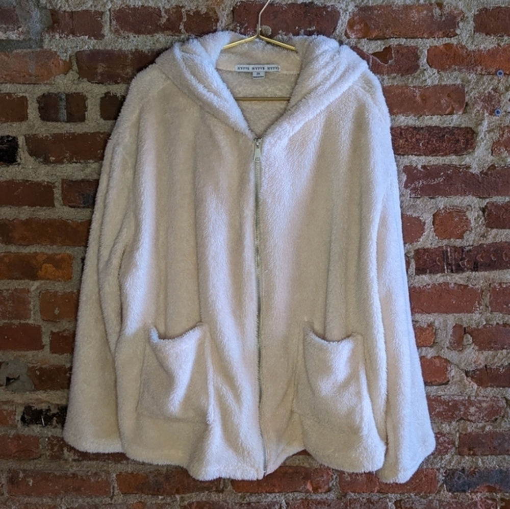 HYFVE 2X Cream Fuzzy Cozy Full Zip Mouse‎ Ear Hooded Sweater